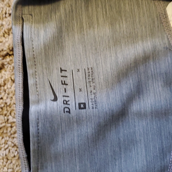 Lot of 2 Nike Leggings - Picture 3 of 4